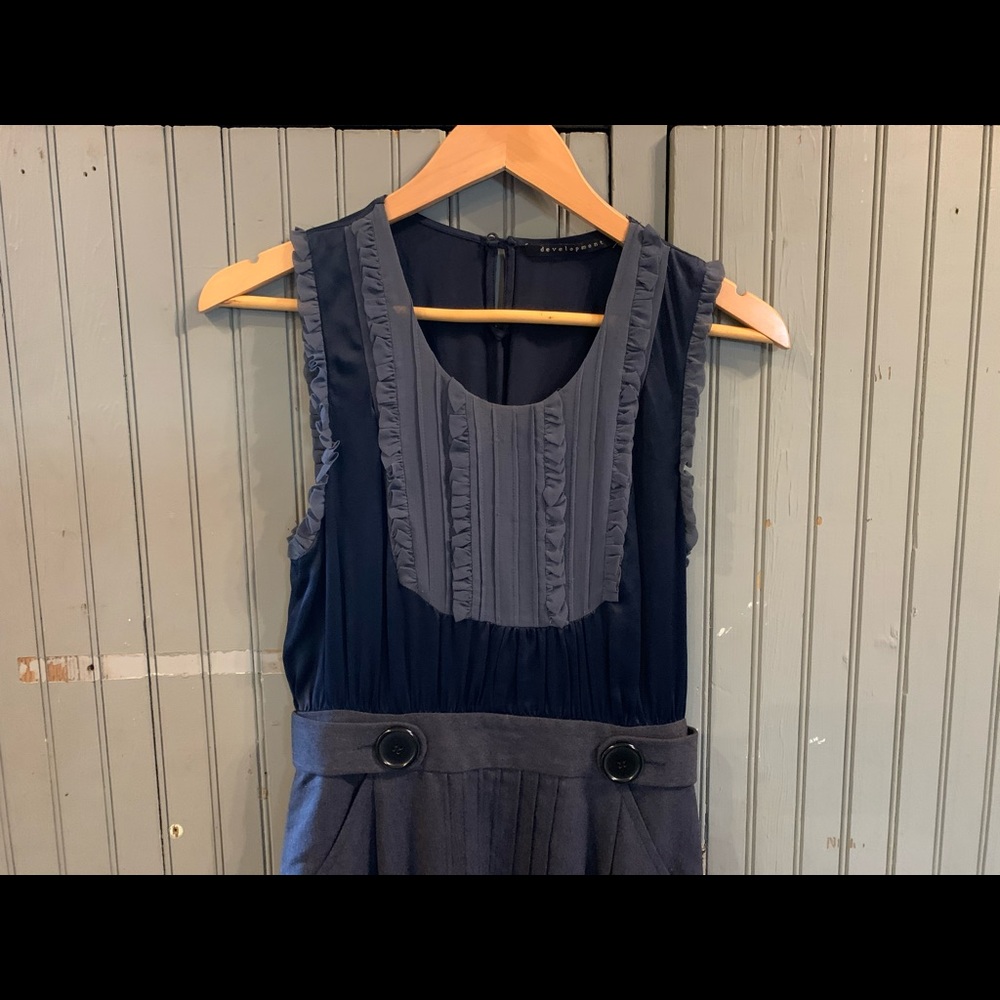 Dress - Picture 3 of 5